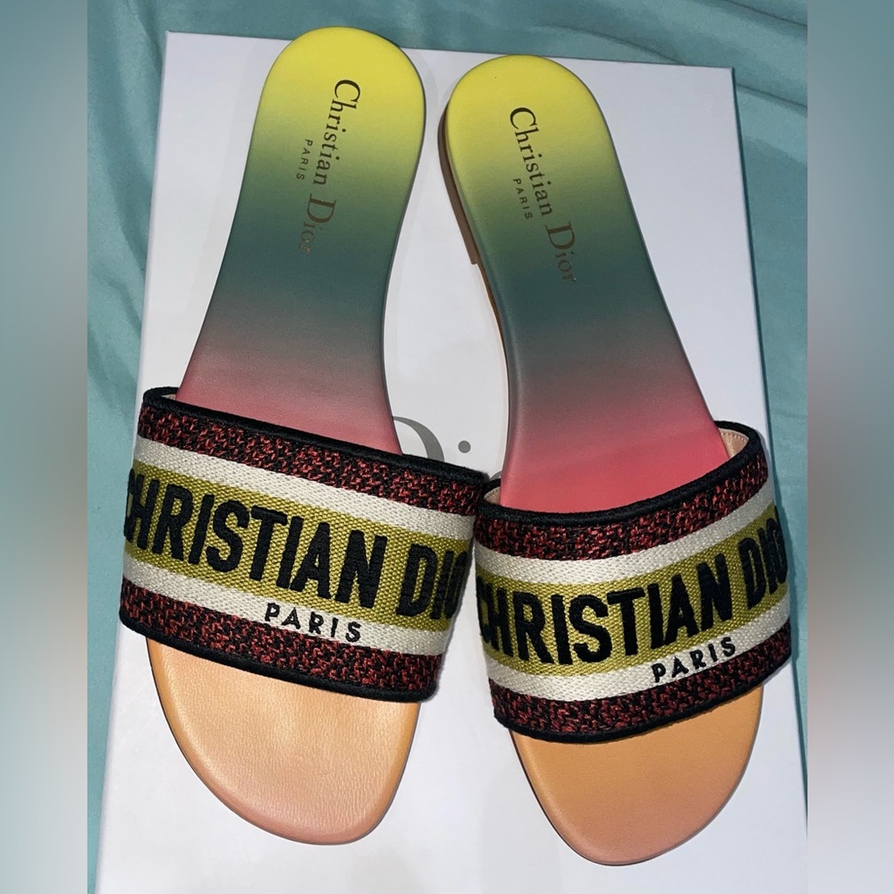 Size 8.5 dior slides